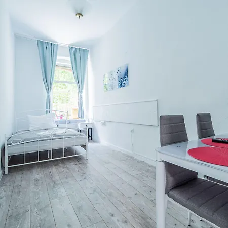 Готель Great Polonia Swidnica Center 3*